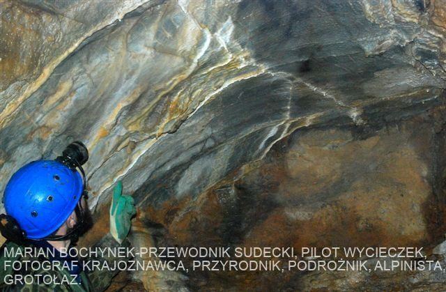 Jaskinia Nowa - polewy kalcytowe